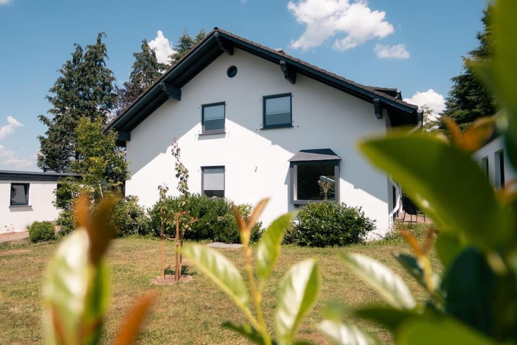 Eifel21 - Stilvolles Haus In Der Vulkaneifel Bleckhausen Exterior foto